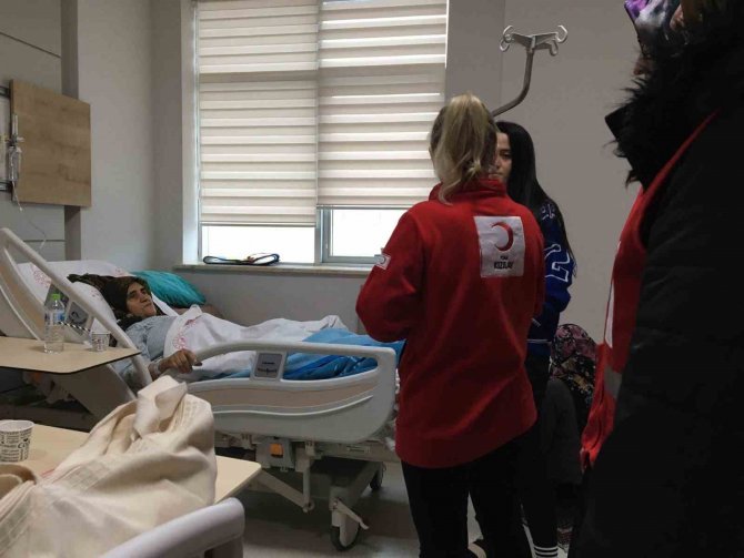 Kızılay’dan Depremzedelere Destek