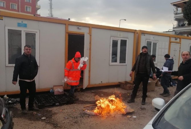 Off-road Araçları Deprem Bölgesinde Ekiplere Yardımcı Oldu