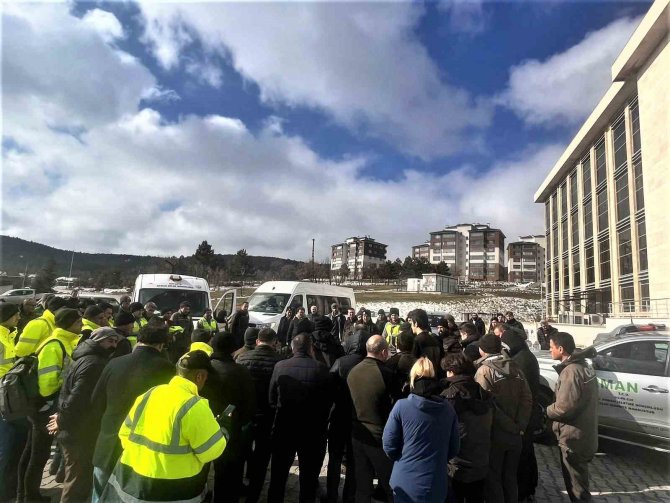 Kütahya Obm Takviye Ekibi Deprem Bölgesi Yolunda