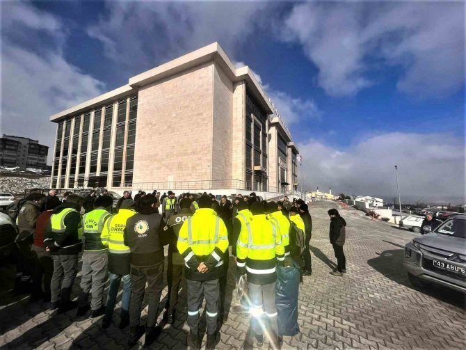 Kütahya Obm Takviye Ekibi Deprem Bölgesi Yolunda