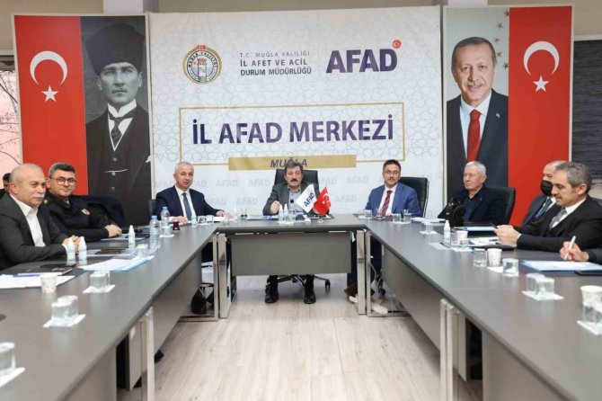 Muğla’da Deprem Bölgesine Yönelik Çalışmalar Ve Yardımlar Artarak Devam Ediyor
