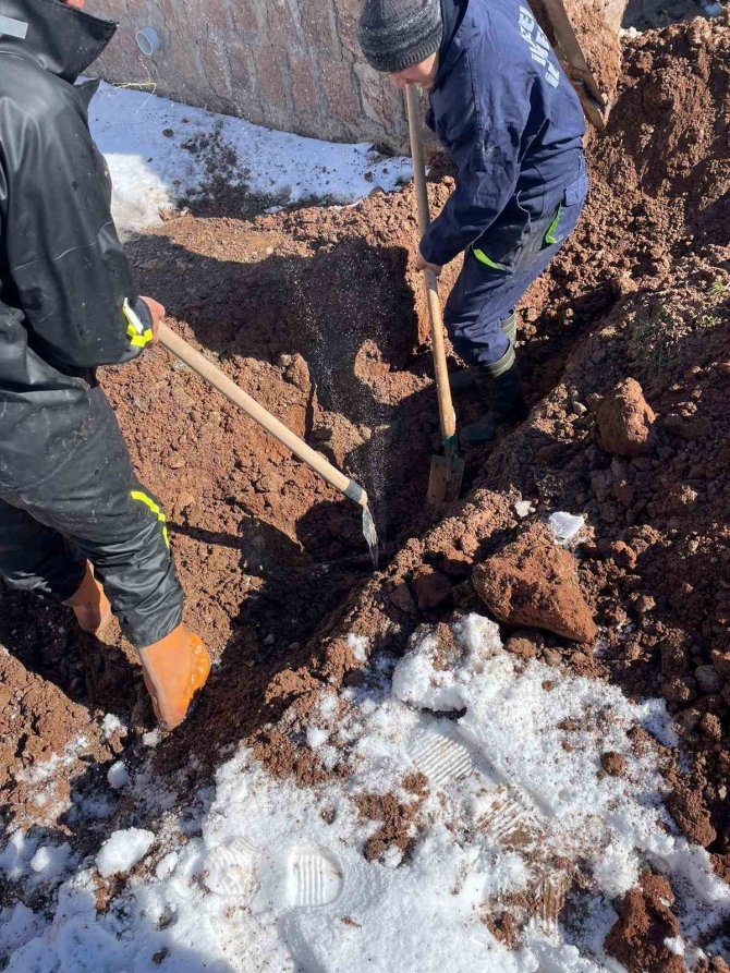 Nevşehir İ̇l Özel İ̇daresi Ekipleri Çalışmalarını Aralıksız Sürdürüyor