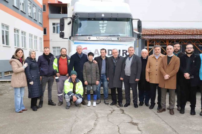 Başkan Sarıalioğlu, 6 Aylık Maaşını Depremzedelere Bağışladı