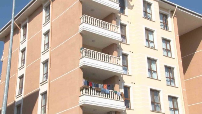 Depremin Vurduğu Hatay’da Toki̇ Ayakta