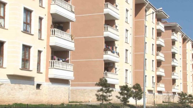 Depremin Vurduğu Hatay’da Toki̇ Ayakta