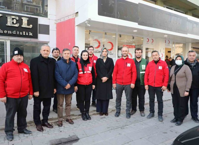 Başkan Yakın Afet Bölgesine Yapılan Yardımları Açıkladı