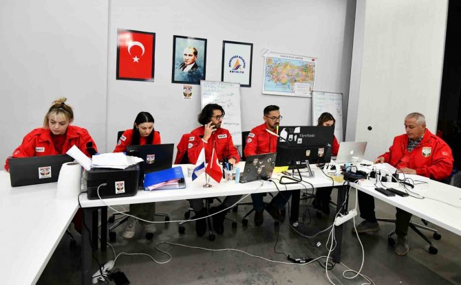 Hatay’daki Akut Antalya Biriminin Koordinasyonu Assi̇m’den Yürütülüyor
