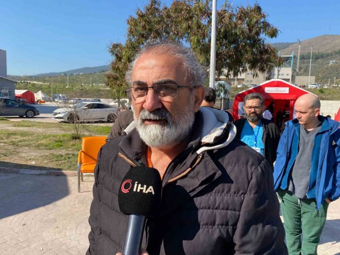 Aydın’dan Hatay’a Gönüllü Olarak Giden 26 Sağlık Personeli Depremzedelere Hizmet Veriyor