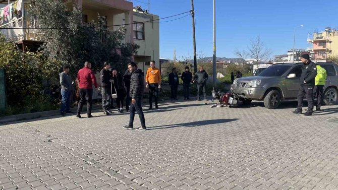 Gazipaşa’da Motosikletle Otomobil Çarpıştı: 1 Yaralı