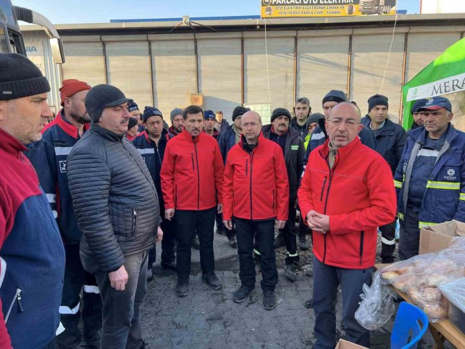 Başkan Kavuş: “Hatay’ı Ayağa Kaldırana Kadar Buradayız”