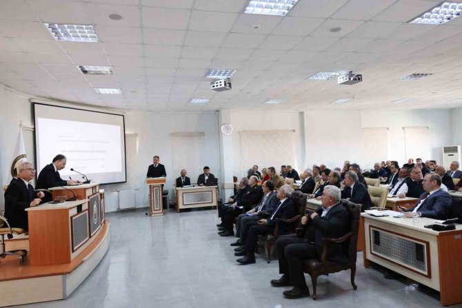 Deprem Bölgesi İçin Yürütülen Çalışmalar Değerlendirildi