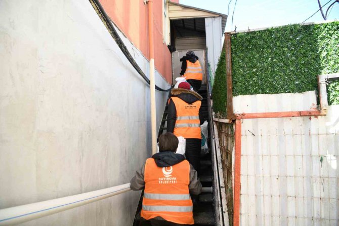Sevince Mağazası Kapılarını Depremzedelere Açtı
