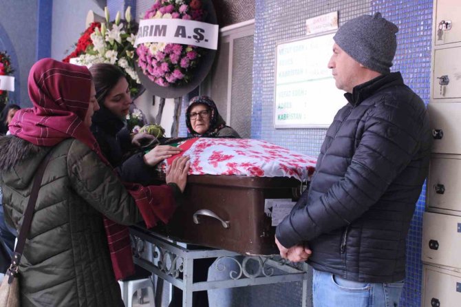 "İ̇yilik" İçin Gitti, Cenazesi Geldi