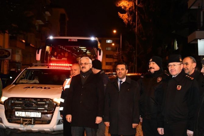 Bolu’dan 144 Gönüllü Dualarla Hatay’a Uğurlandı
