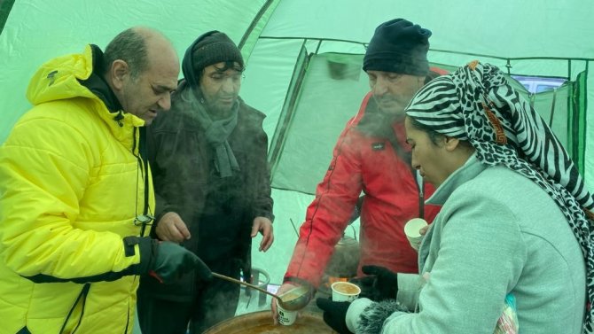 Atatürk Üniversitesi, Deprem Bölgesine Desteğini Sürdürüyor
