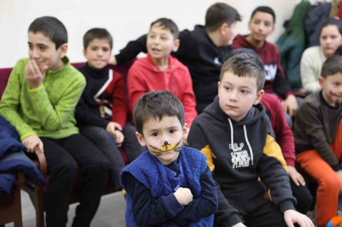 Kars Ehlibeyt Derneği’nden Çocuklara Moral Programı