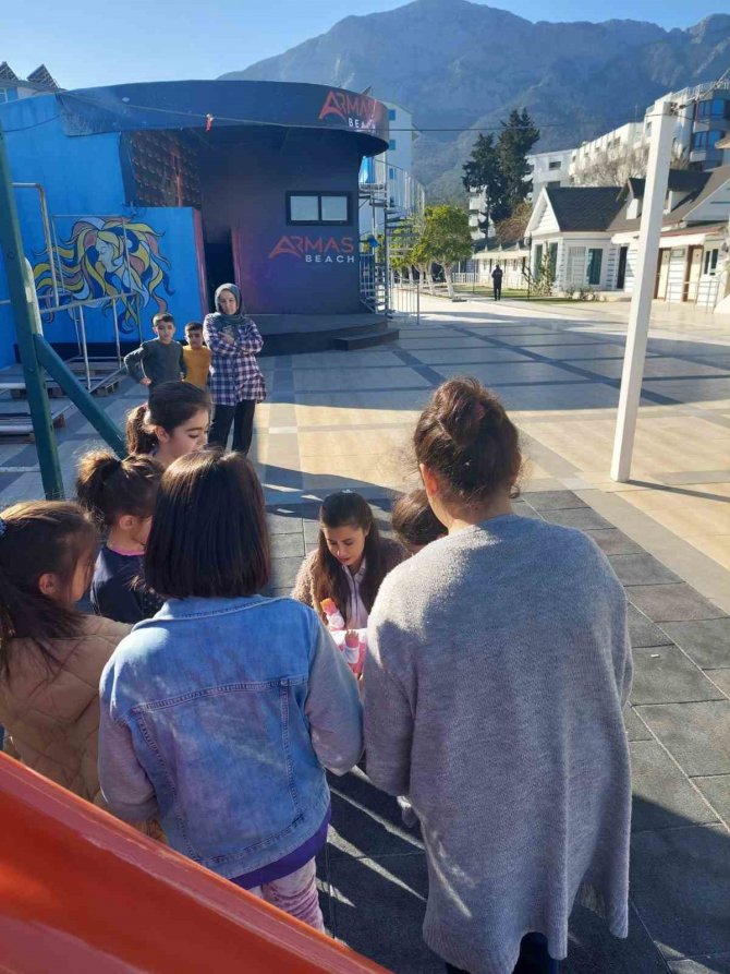 Depremzede Çocuklara Psikolojik İlk Yardım