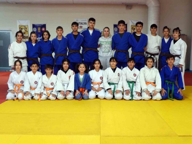 Kepez’in Judocuları Ümit Veriyor