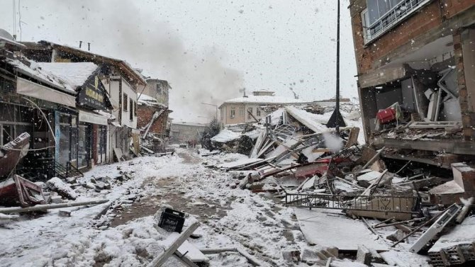 Beyşehir Kurucuova Mahallesi Doğanşehir Kurucuova Mahallesini Kardeş Köy İlan Etti