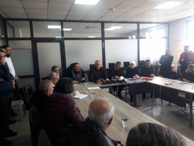 Bakan Ersoy: "Malatya’da Enkaz Çalışmalarına Başladık"