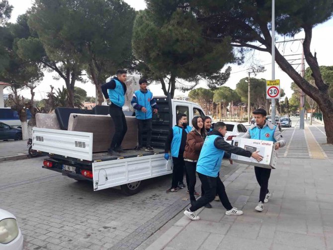 Soma’dan Deprem Bölgesine Yardım Seferberliği