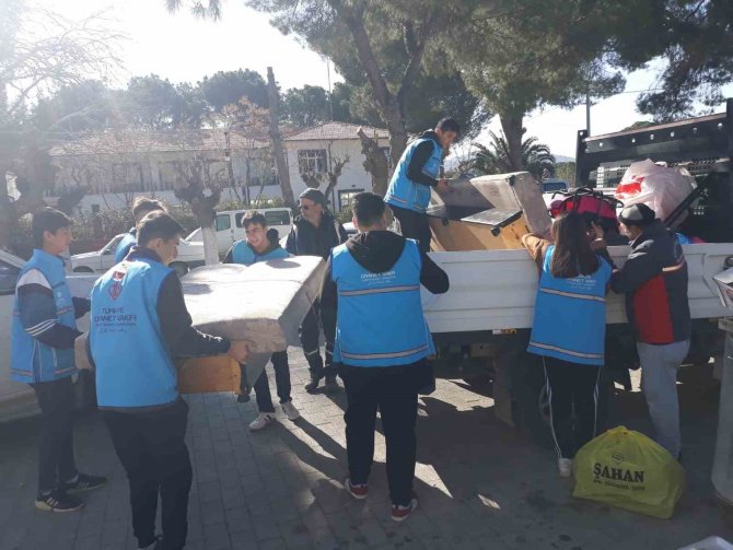 Soma’dan Deprem Bölgesine Yardım Seferberliği
