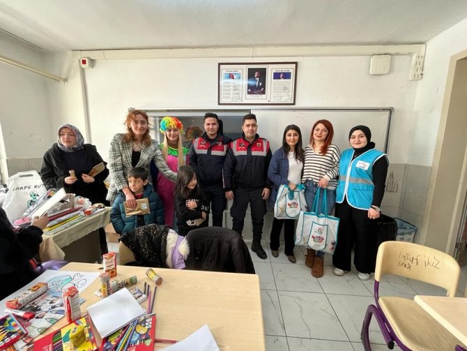 Kapem Çalışanları Depremzede Çocuklar İçin Seferber Oldu