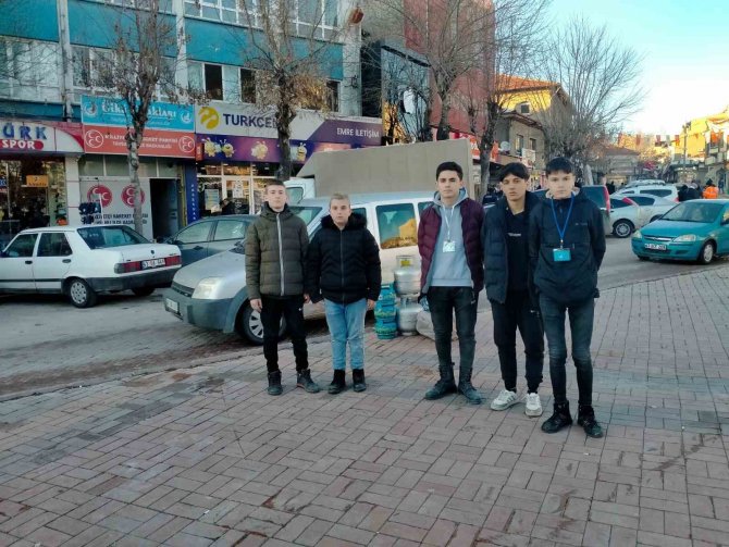 Tavşanlı’da Yardım Faaliyetleri Aralıksız Devam Ediyor
