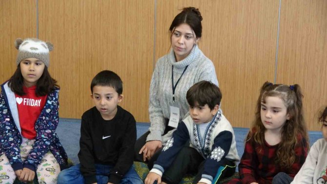 Depremzede Çocuklar İçin Anaokulu Oluşturuldu