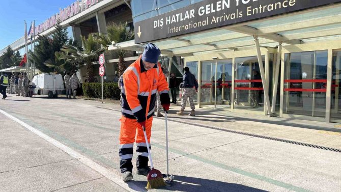 Adıyaman Havalimanı’nın Temizliğini Bağcılar Belediyesi Üstlendi