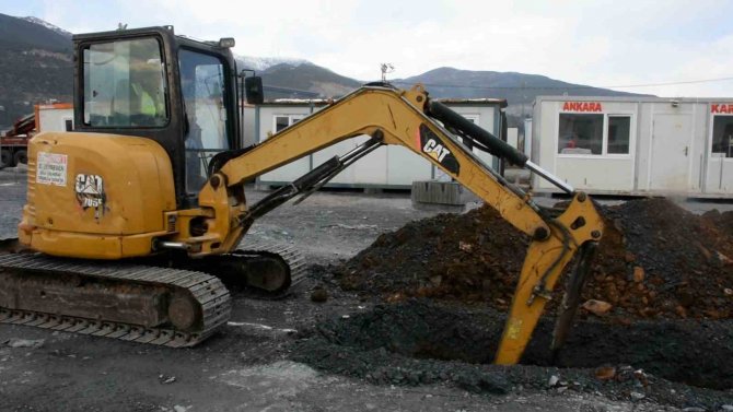 Bakan Kurum: “Kurulacak Geçici Barınma Alanlarının Yanı Sıra Kalıcı Konutlar İçin De Çalışmalar Başlatıldı”