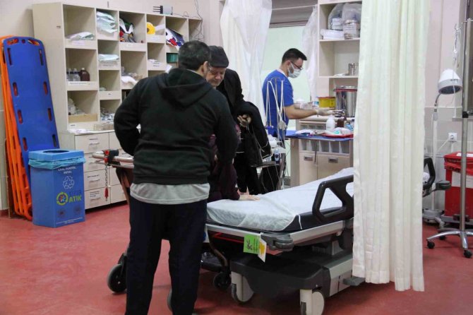Deprem Bölgesinden Gelenler İçin Hastanede "Depremzede İyilik Koridoru" Kuruldu