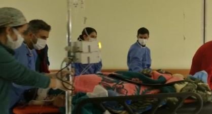 Depremin 227’nci Saatinde Sağ Kurtarılan 74 Yaşındaki Cemile Kekeç Ankara’ya Sevk Edildi