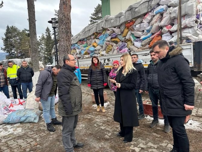 Kastamonu’dan Deprem Bölgesine Yakacak Yardımı