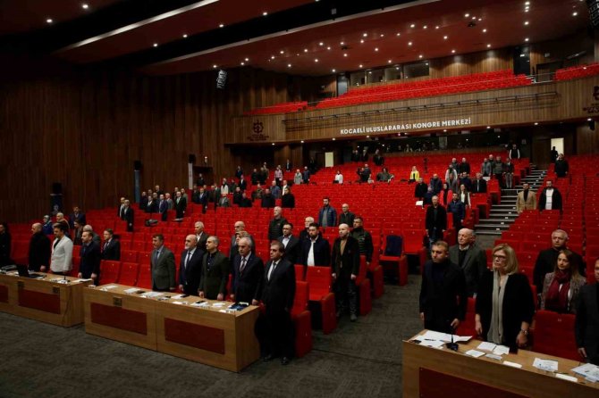 Büyükşehirden Depremzedelere Ücretsiz Ulaşım Kartı