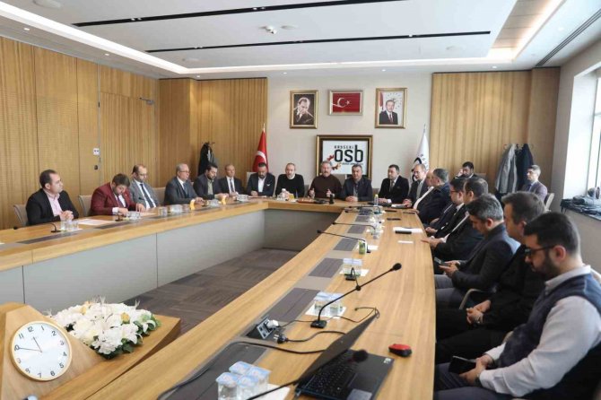 Kayseri Deprem Koordinasyon Merkezi Yardımları Hızla Devam Ediyor
