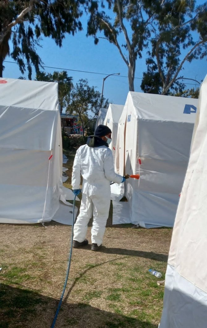 Deprem Bölgesi Haşere Oluşumuna Karşı İlaçlandı