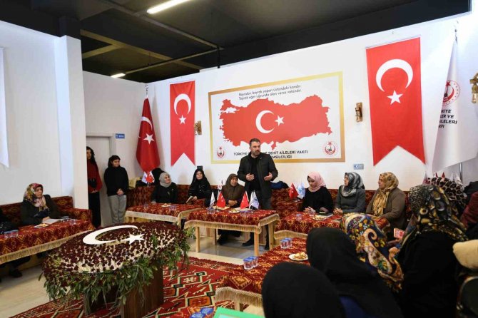Pursaklar Belediye Başkanı Ertuğrul Çetin’den Depremzedelere Dua