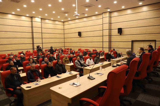 Bi̇ntso Başkanı Çintay: “Bingöl, Genel Hayata Etkili Afet Bölgesi İlan Edilmelidir”