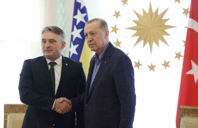 Cumhurbaşkanı Erdoğan, Bosna Hersek Devlet Başkanlığı Konseyi Üyesi Komsic’i Kabul Etti