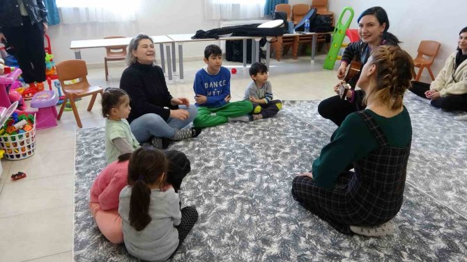 Isparta’da Depremzede Çocuklara Anaokulu Oluşturuldu