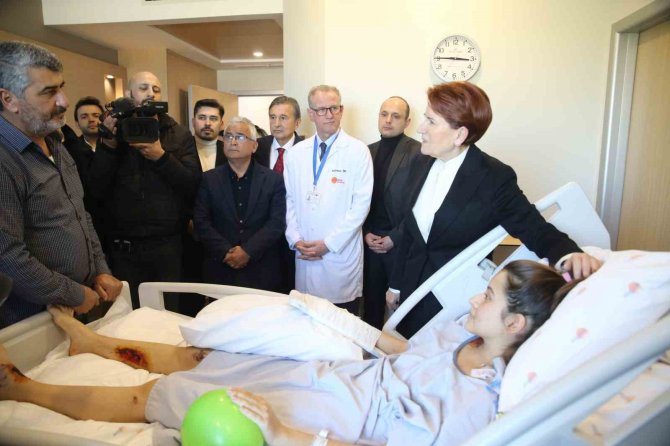 Akşener, Adana’da Depremde Yaralananları Ziyaret Etti