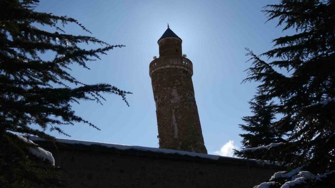 3 Büyük Deprem Gören 5 Bin Yıllık Tarihi Mahallede Tek Taş Bile Düşmedi