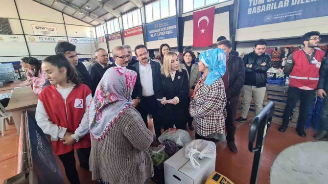 Ak Parti Muğla Milletvekili Gökcan Fethiye’de Depremzede Aileleri Ziyaret Etti