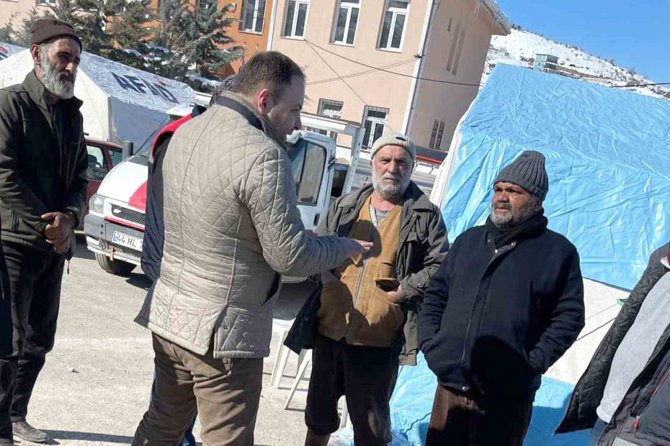 Ardahan Ak Parti İ̇l Teşkilatı Deprem Bölgesinde