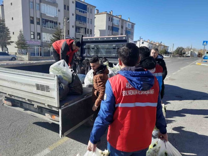 Sosyal Yardımlaşma Vakfı Aksaray’da Depremzedelerin İhtiyaçlarını Karşılıyor