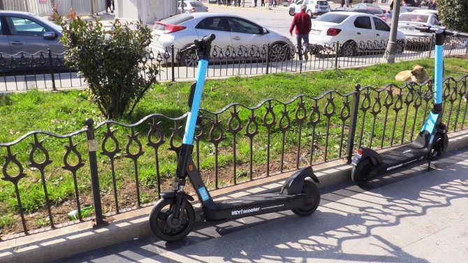 Bandırma’da E-scooterler Hizmete Girdi