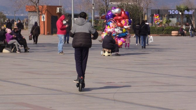 Bandırma’da E-scooterler Hizmete Girdi