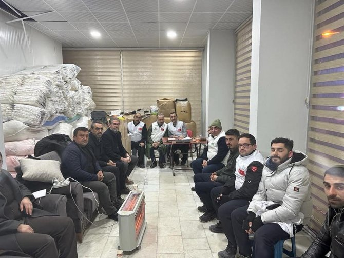 Başkan Suer, Malatya’da Afetzedelerle Buluştu