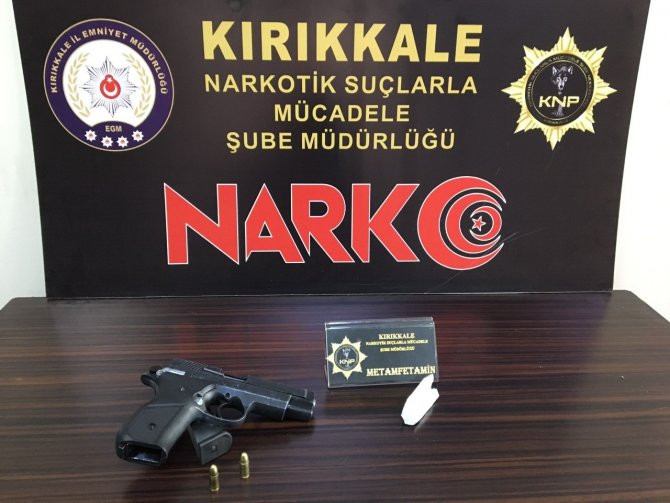 Kırıkkale’de Uyuşturucu Madde Ticaretine 2 Tutuklama